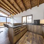 In Neukirchen, 100 M Lift Chalet *