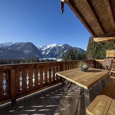 In Neukirchen 100 M Lift * Rosenthal